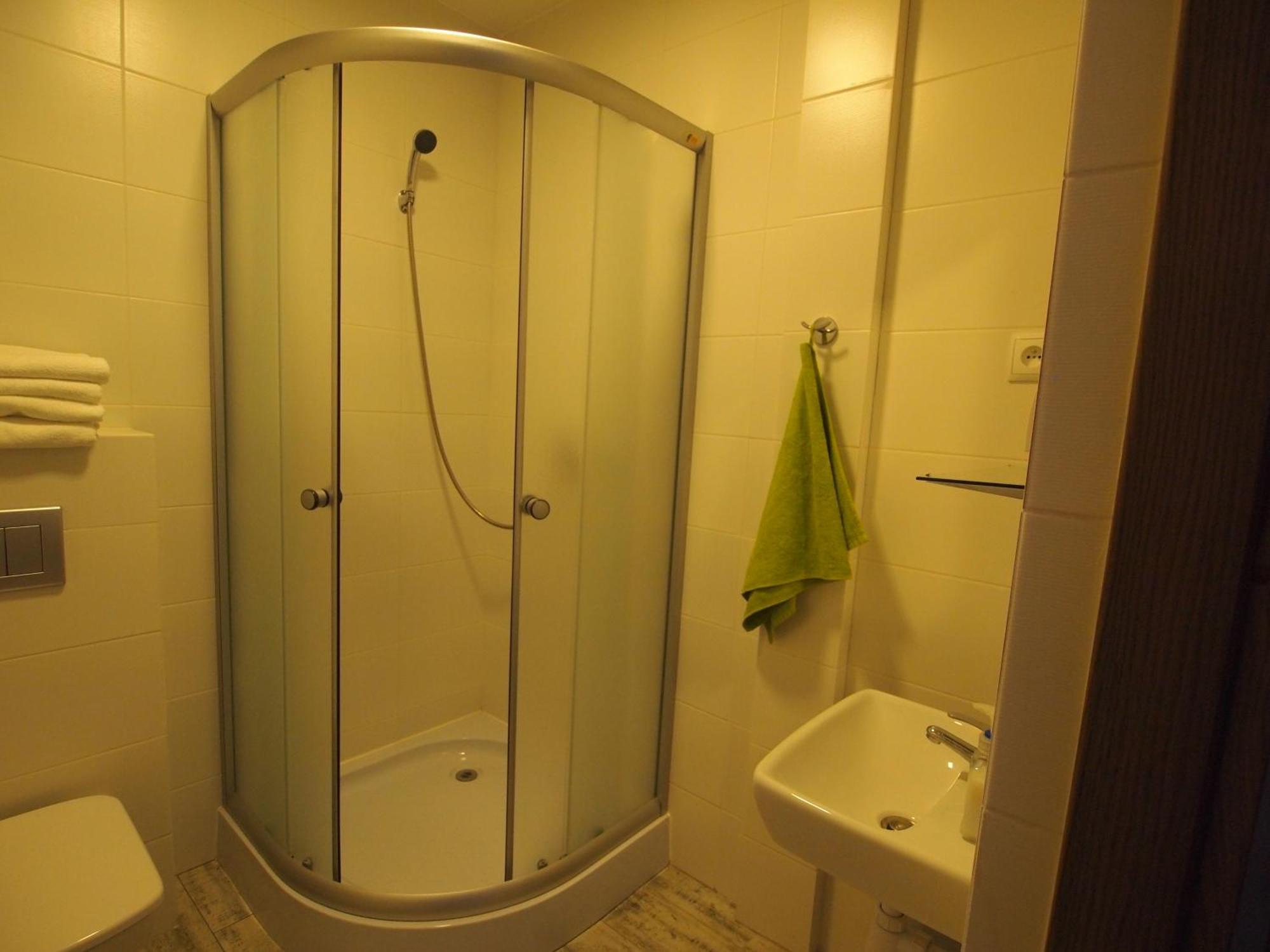Zajazd Siodlo Hotel&Restauracja Kobyla Gora Luaran gambar