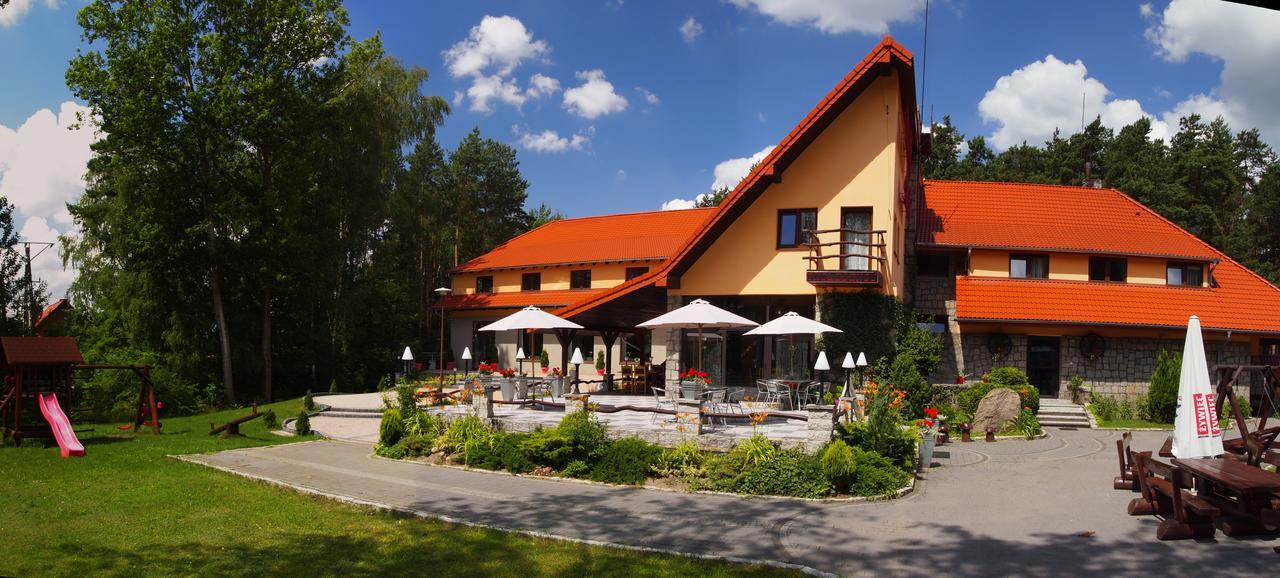 Zajazd Siodlo Hotel&Restauracja Kobyla Gora Luaran gambar