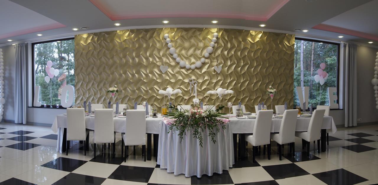 Zajazd Siodlo Hotel&Restauracja Kobyla Gora Luaran gambar